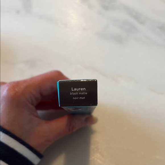 Thrive Causemetics black matte Lauren Eyeliner - Picture 2 of 2